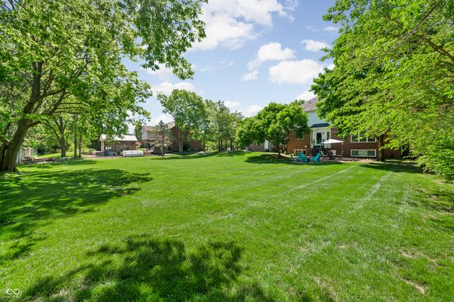 10016 Hickory Ridge Drive, Zionsville, IN 46077