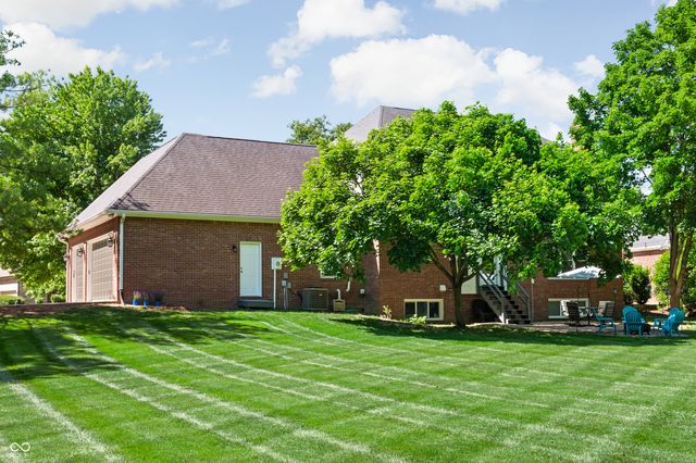 10016 Hickory Ridge Drive, Zionsville, IN 46077