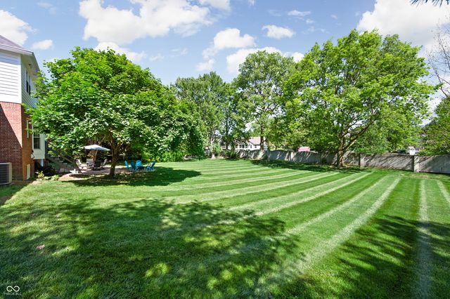10016 Hickory Ridge Drive, Zionsville, IN 46077