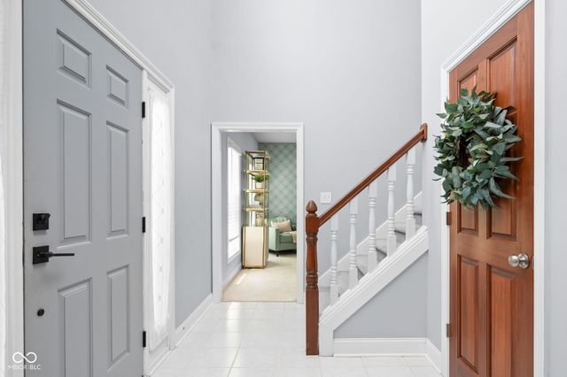 10016 Hickory Ridge Drive, Zionsville, IN 46077
