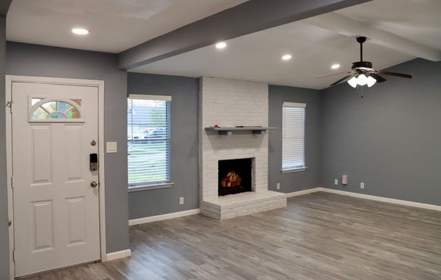 1204 Melbourne LN, Round Rock, TX 78664