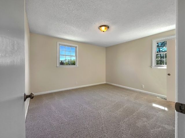 692 Atlanta Dr, Hermitage, TN 37076
