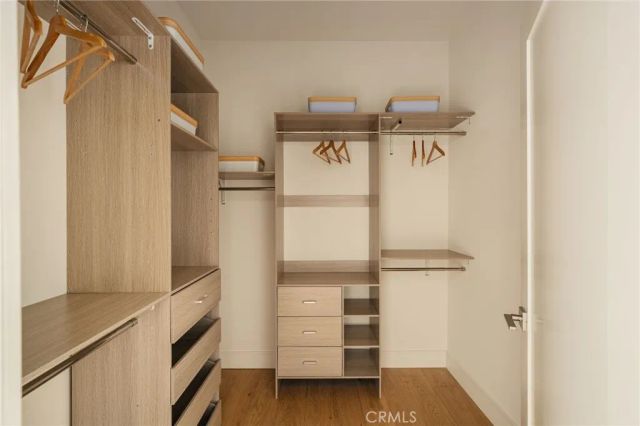 1919 Seigneur Avenue, Los Angeles, CA 90032