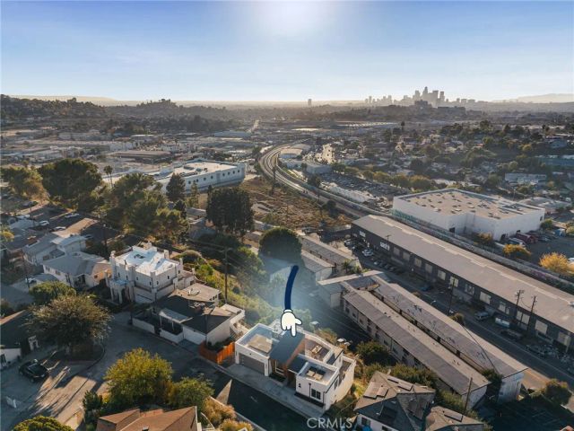 1919 Seigneur Avenue, Los Angeles, CA 90032