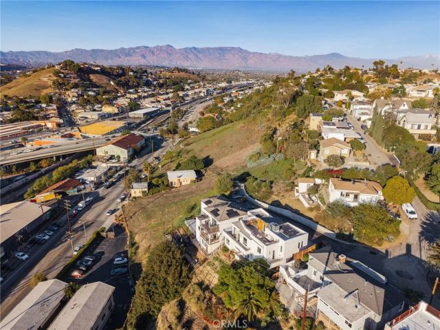 1919 Seigneur Avenue, Los Angeles, CA 90032