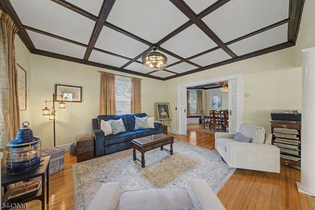 11 Willow St, Cranford Twp., NJ 07016