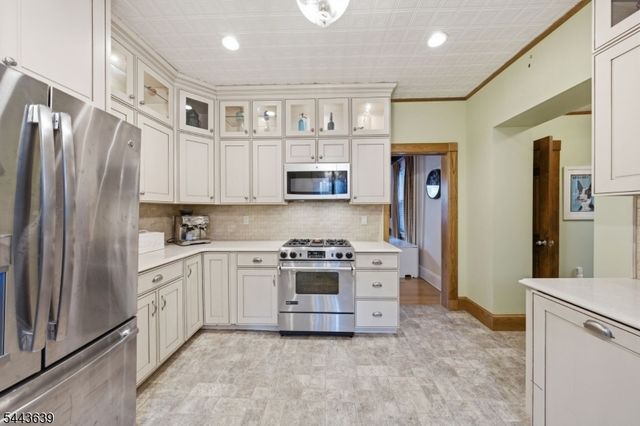 11 Willow St, Cranford Twp., NJ 07016