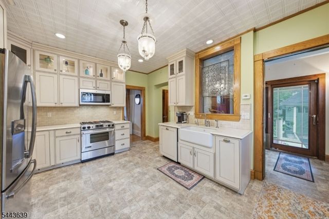 11 Willow St, Cranford Twp., NJ 07016