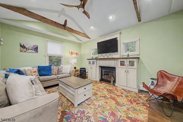 11 Willow St, Cranford Twp., NJ 07016