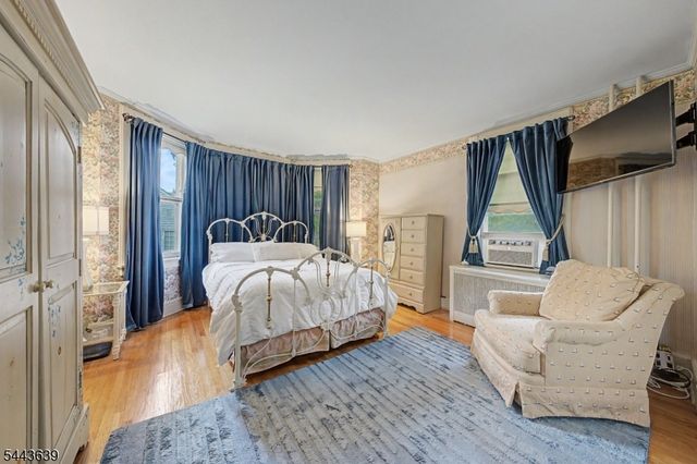 11 Willow St, Cranford Twp., NJ 07016