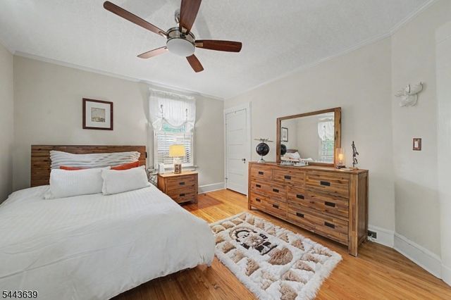 11 Willow St, Cranford Twp., NJ 07016