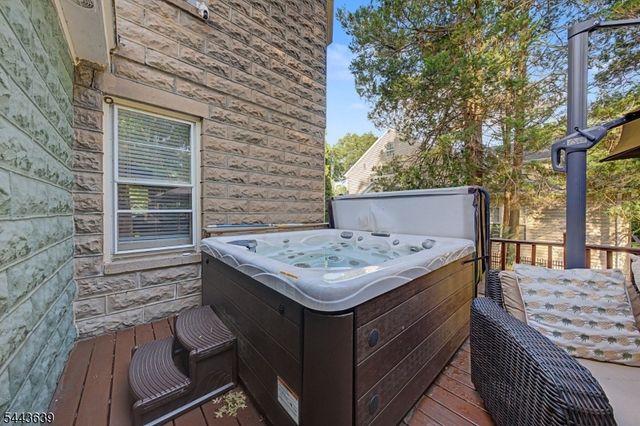 11 Willow St, Cranford Twp., NJ 07016