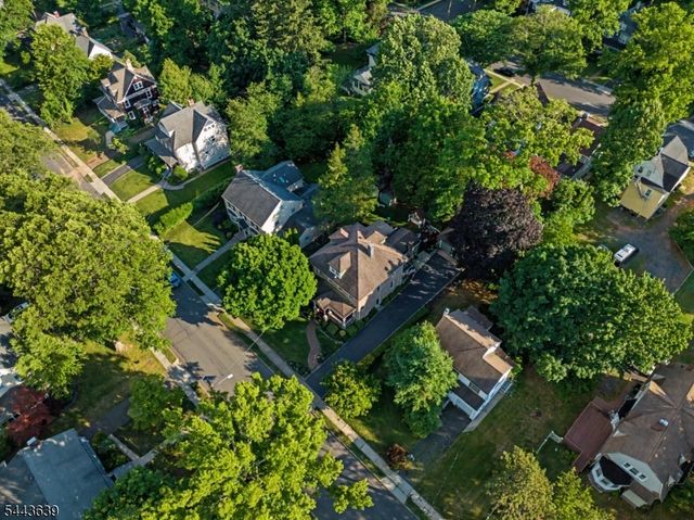 11 Willow St, Cranford Twp., NJ 07016