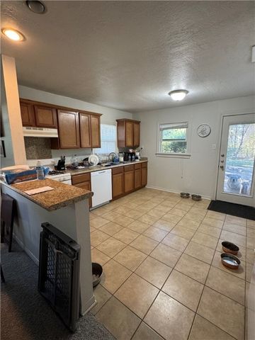 402 Emmett Street, Bryan, TX 77802