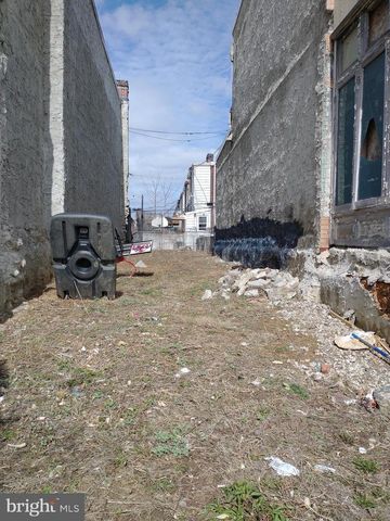 725 W ERIE AVE, Philadelphia, PA 19140