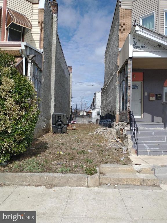 725 W ERIE AVE, Philadelphia, PA 19140