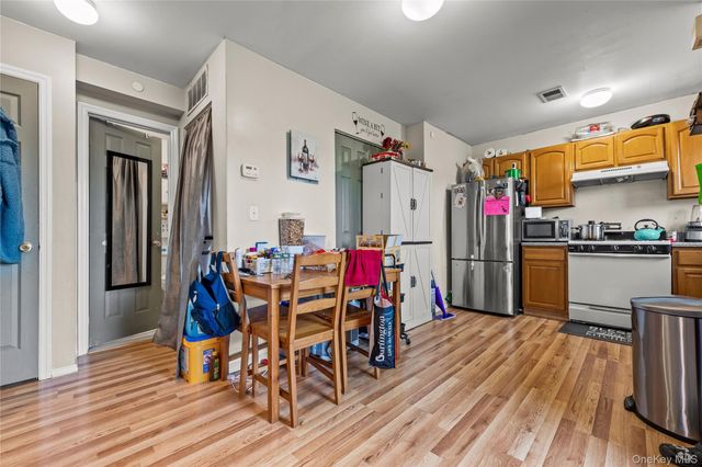 436 Beach 37th Street, Far Rockaway, NY 11691