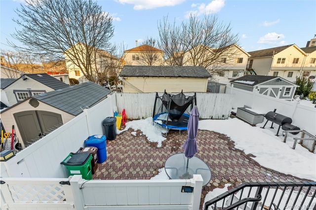 436 Beach 37th Street, Far Rockaway, NY 11691