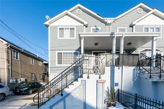 436 Beach 37th Street, Far Rockaway, NY 11691
