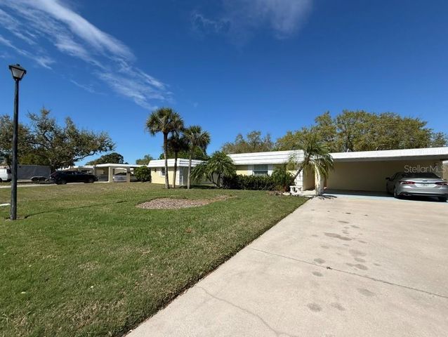 5835 TIDEWOOD AVENUE 16, Sarasota, FL 34231