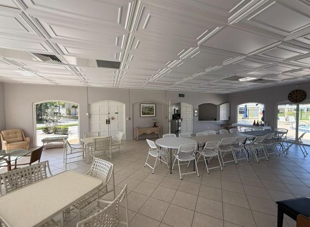 5835 TIDEWOOD AVENUE 16, Sarasota, FL 34231