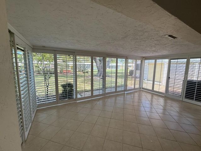 5835 TIDEWOOD AVENUE 16, Sarasota, FL 34231