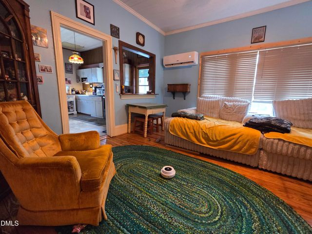 812 W Anderson Street, Selma, NC 27576