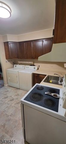 5 LakeView Dr SOUTH, Vernon Twp., NJ 07419