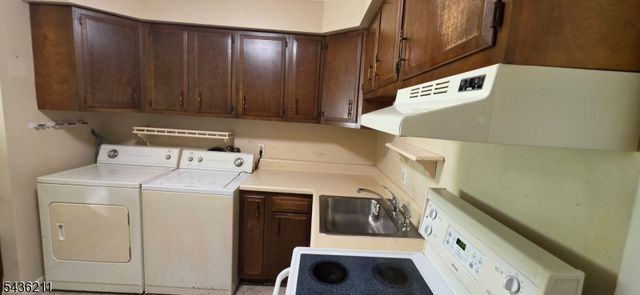 5 LakeView Dr SOUTH, Vernon Twp., NJ 07419