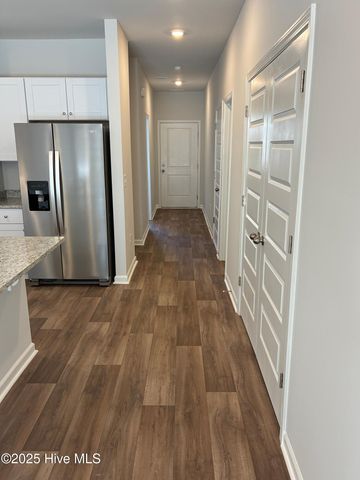 2045 Wild Indigo Circle NW, Calabash, NC 28467