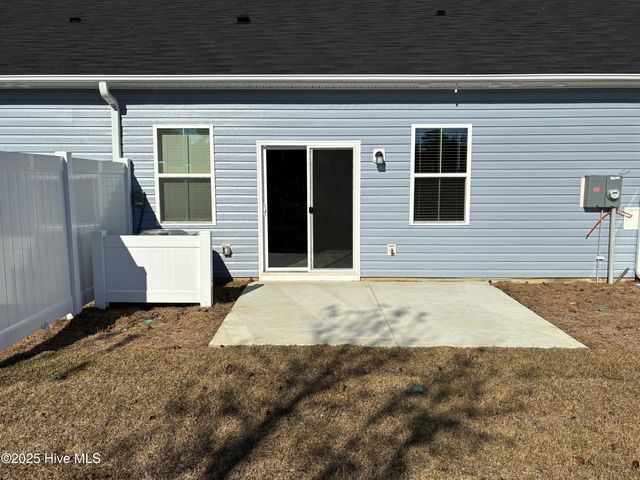 2045 Wild Indigo Circle NW, Calabash, NC 28467