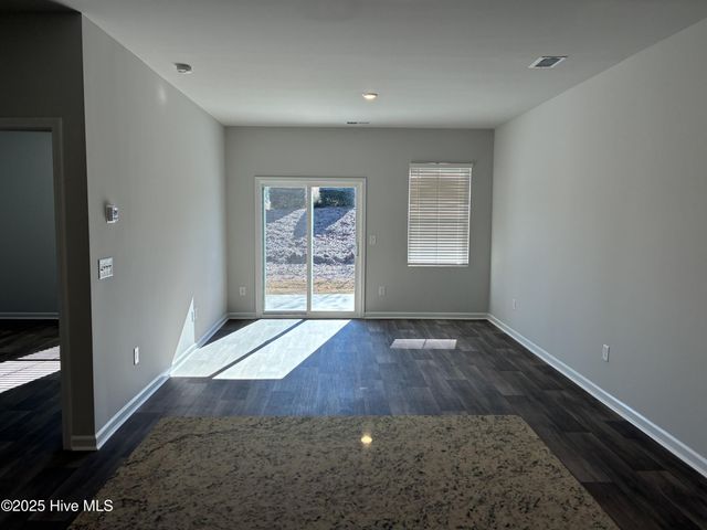 2045 Wild Indigo Circle NW, Calabash, NC 28467