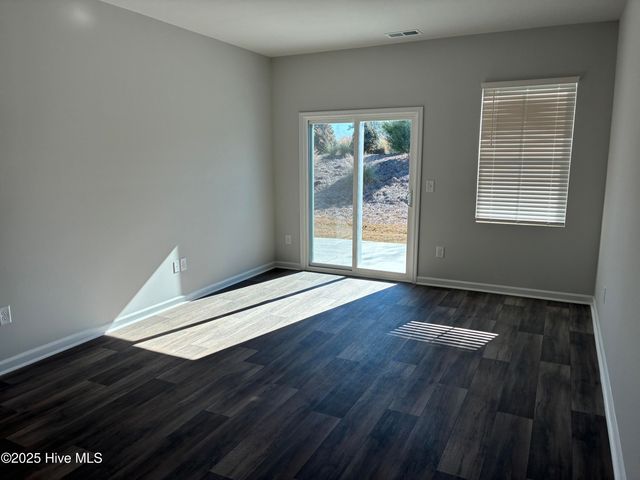 2045 Wild Indigo Circle NW, Calabash, NC 28467