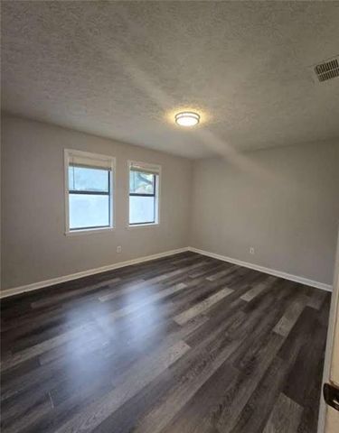 271 E Wright Street, Winder, GA 30680