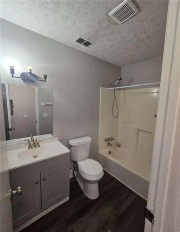271 E Wright Street, Winder, GA 30680