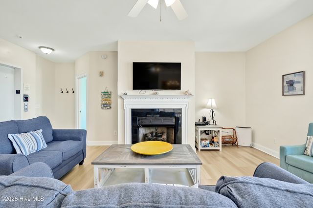 1412 Carolina Beach Avenue N Unit 1, Carolina Beach, NC 28428