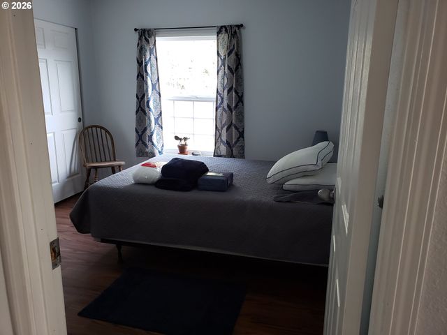 86413 CROFT LAKE Ln, Bandon, OR 97411