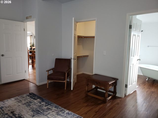 86413 CROFT LAKE Ln, Bandon, OR 97411