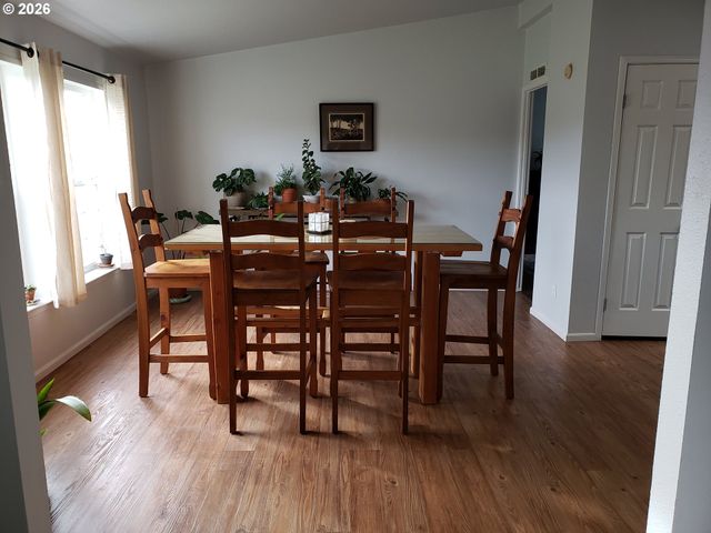 86413 CROFT LAKE Ln, Bandon, OR 97411