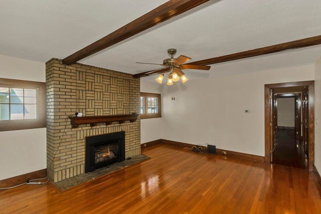 57 Lyndale St, Springfield, MA 01108