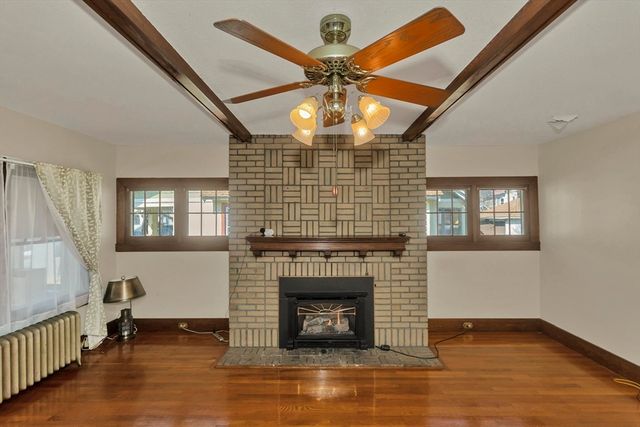 57 Lyndale St, Springfield, MA 01108