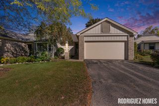 46 Skyline Circle Nw, City Of Grand Rapids, MI 49504