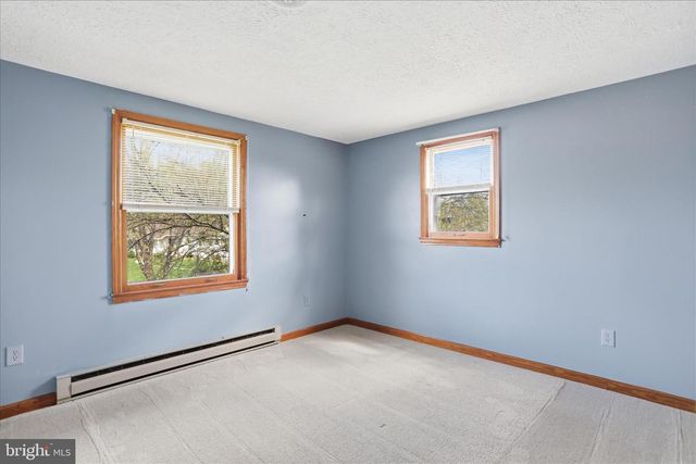 99 JAMESLEE DRIVE, Chambersburg, PA 17202