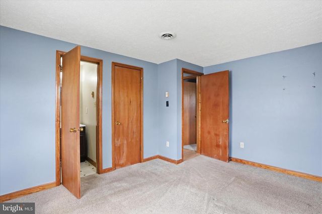 99 JAMESLEE DRIVE, Chambersburg, PA 17202