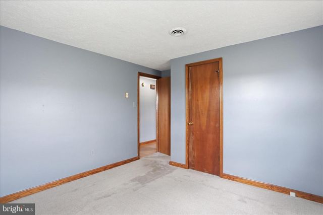 99 JAMESLEE DRIVE, Chambersburg, PA 17202