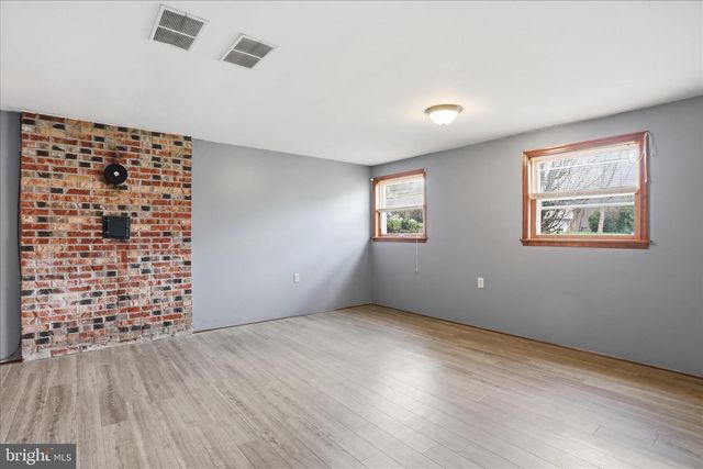 99 JAMESLEE DRIVE, Chambersburg, PA 17202