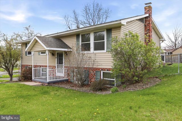 99 JAMESLEE DRIVE, Chambersburg, PA 17202