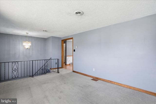 99 JAMESLEE DRIVE, Chambersburg, PA 17202