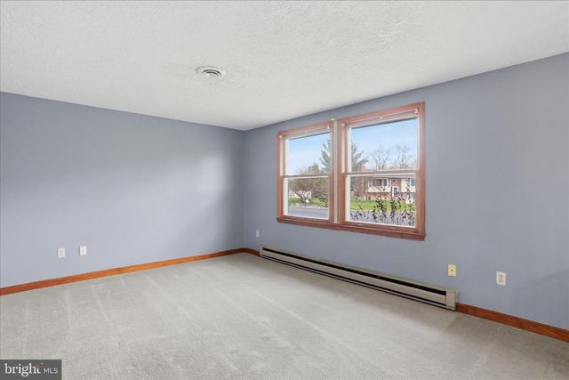 99 JAMESLEE DRIVE, Chambersburg, PA 17202