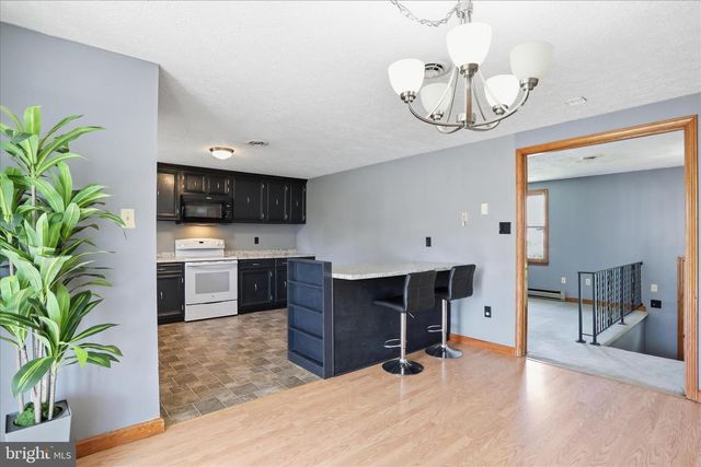 99 JAMESLEE DRIVE, Chambersburg, PA 17202